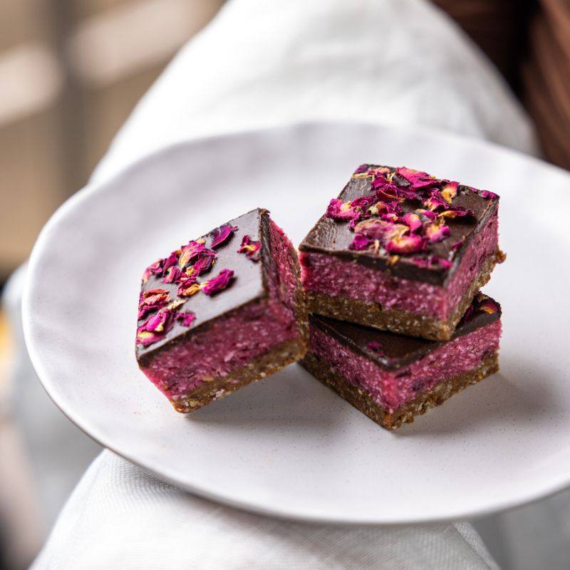 Berry Ripe Raw Slice