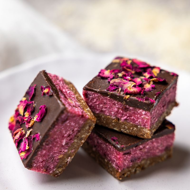 Berry Ripe Raw Slice